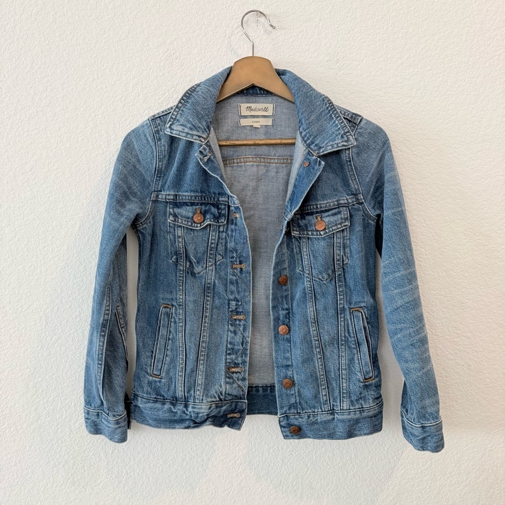 Madewell- The Jean Jacket in Pinter Wash - XXS